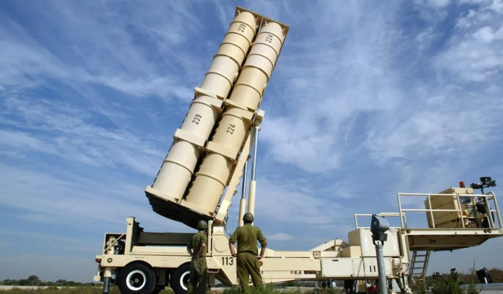 У Німеччині три невідомі дрони перехитрили систему Arrow 3, яка має збиває "Орєшнік", - ЗМІ У Німеччині три невідомі дрони перехитрили систему Arrow 3, яка має збиває "Орєшнік", - ЗМІ